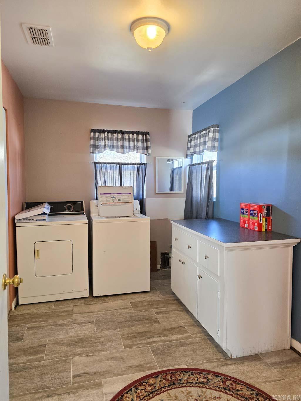 Mena Original - Residential