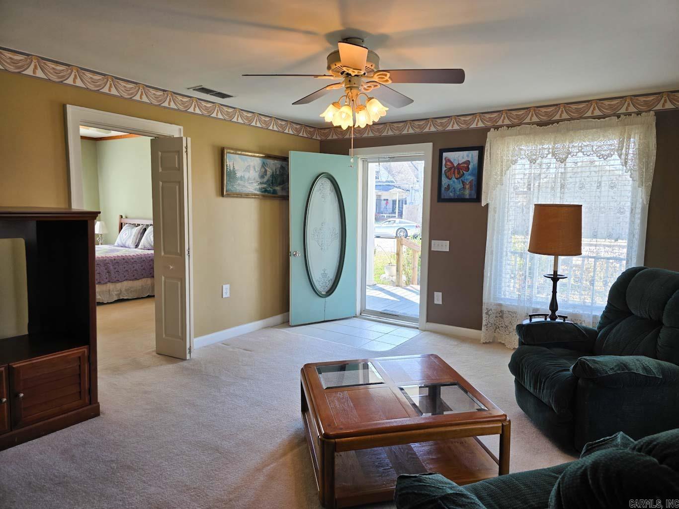 Mena Original - Residential