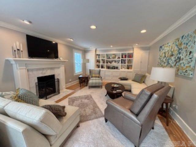 MELLORS 5TH - Residential