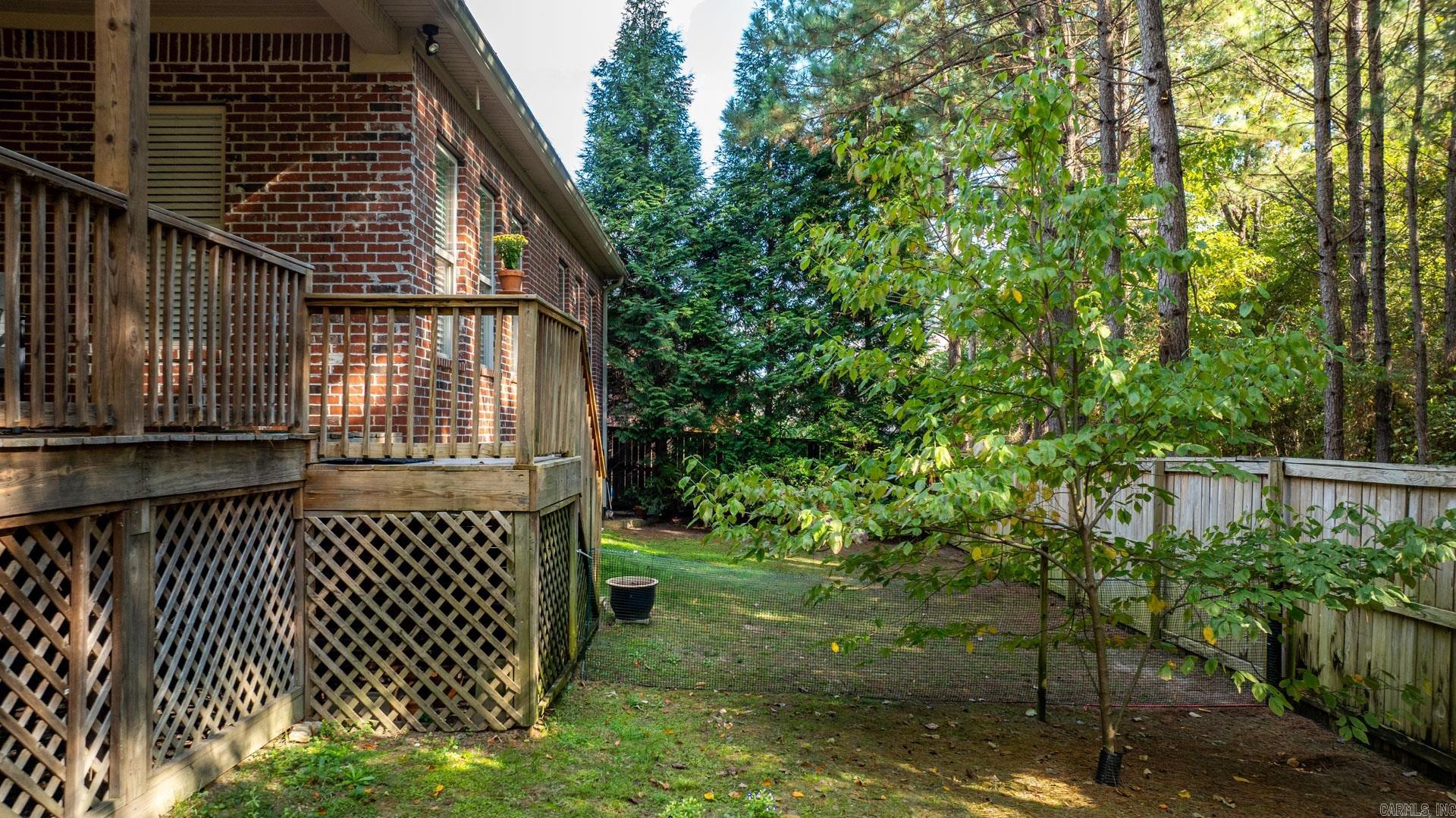 WOODLANDS EDGE - Residential