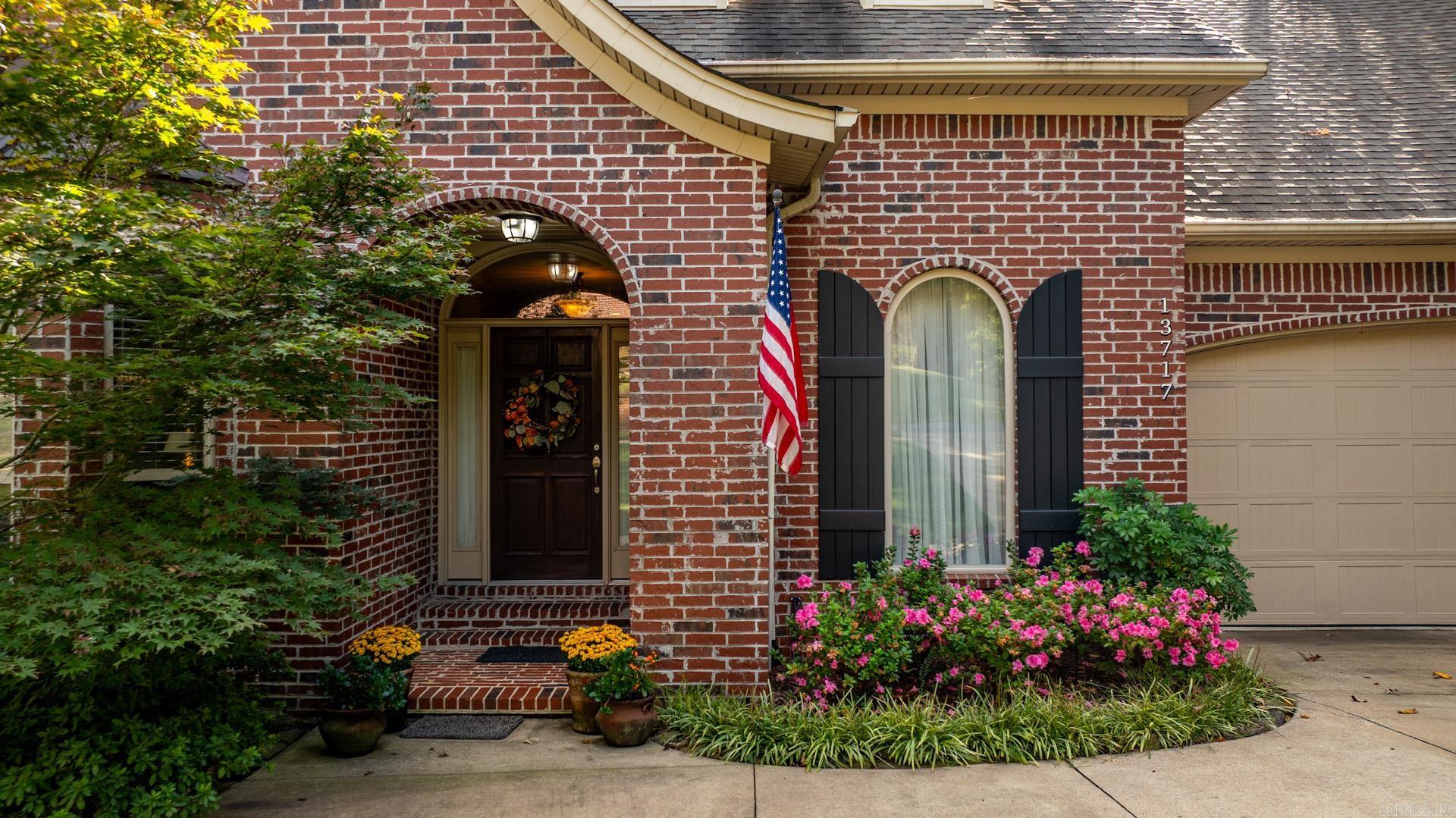 WOODLANDS EDGE - Residential