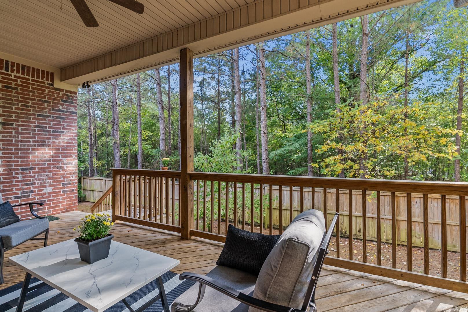 WOODLANDS EDGE - Residential