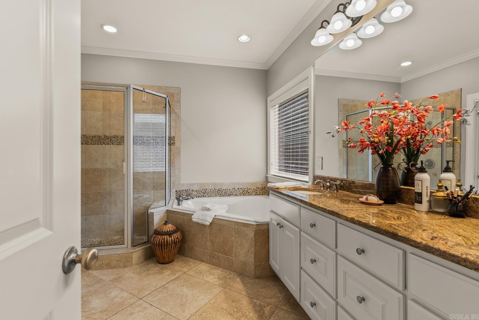 WOODLANDS EDGE - Residential