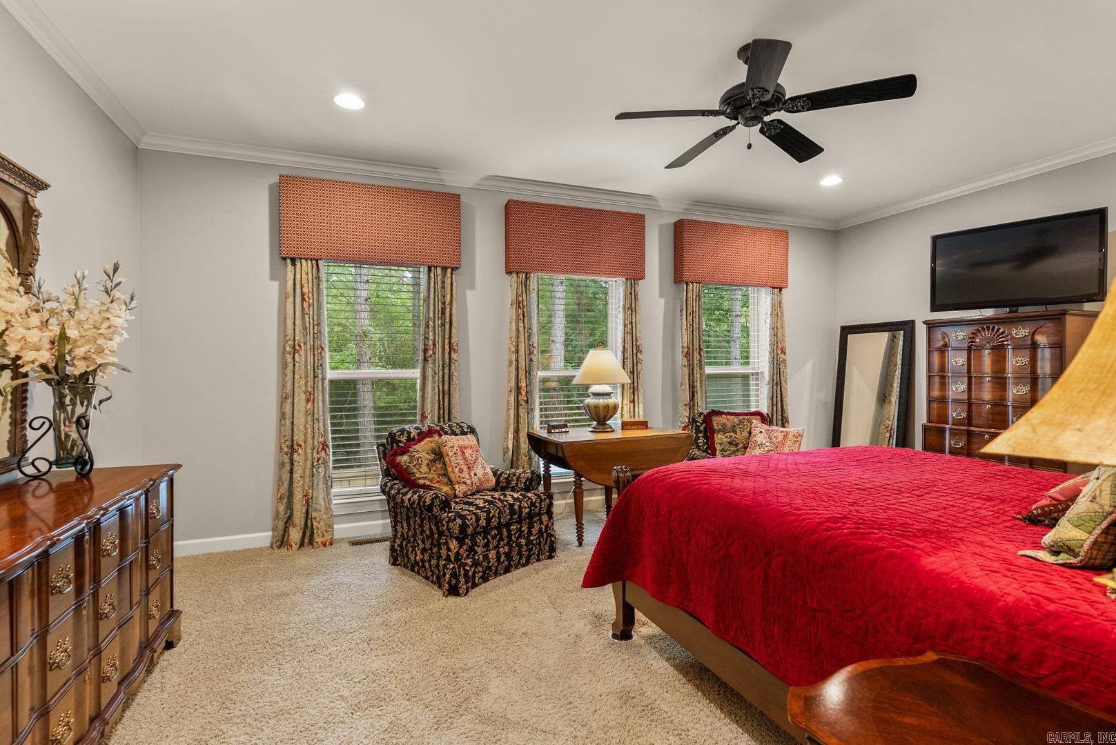 WOODLANDS EDGE - Residential