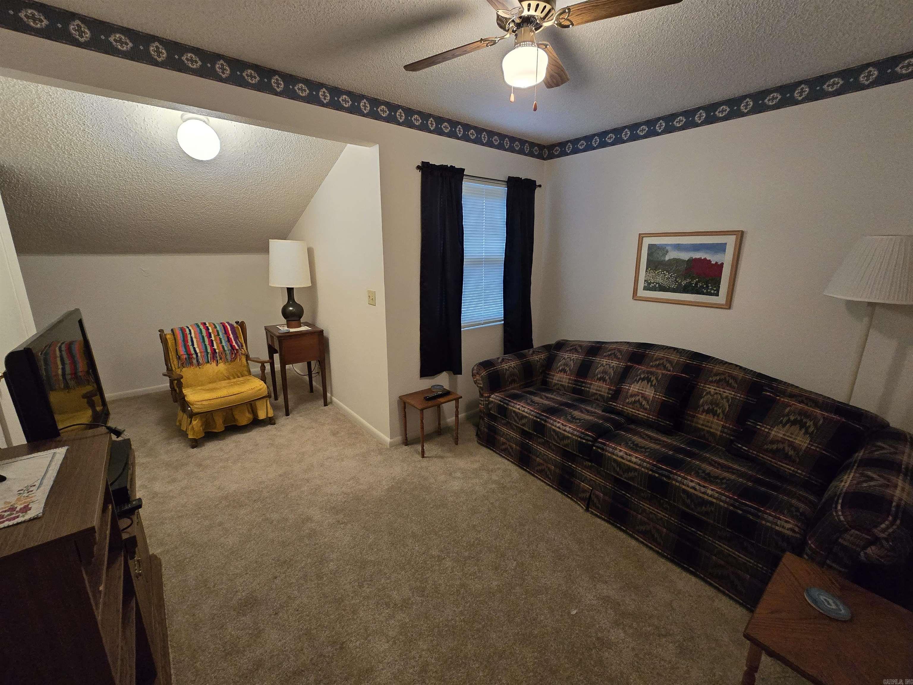 Lakewood Hills Condo - Residential