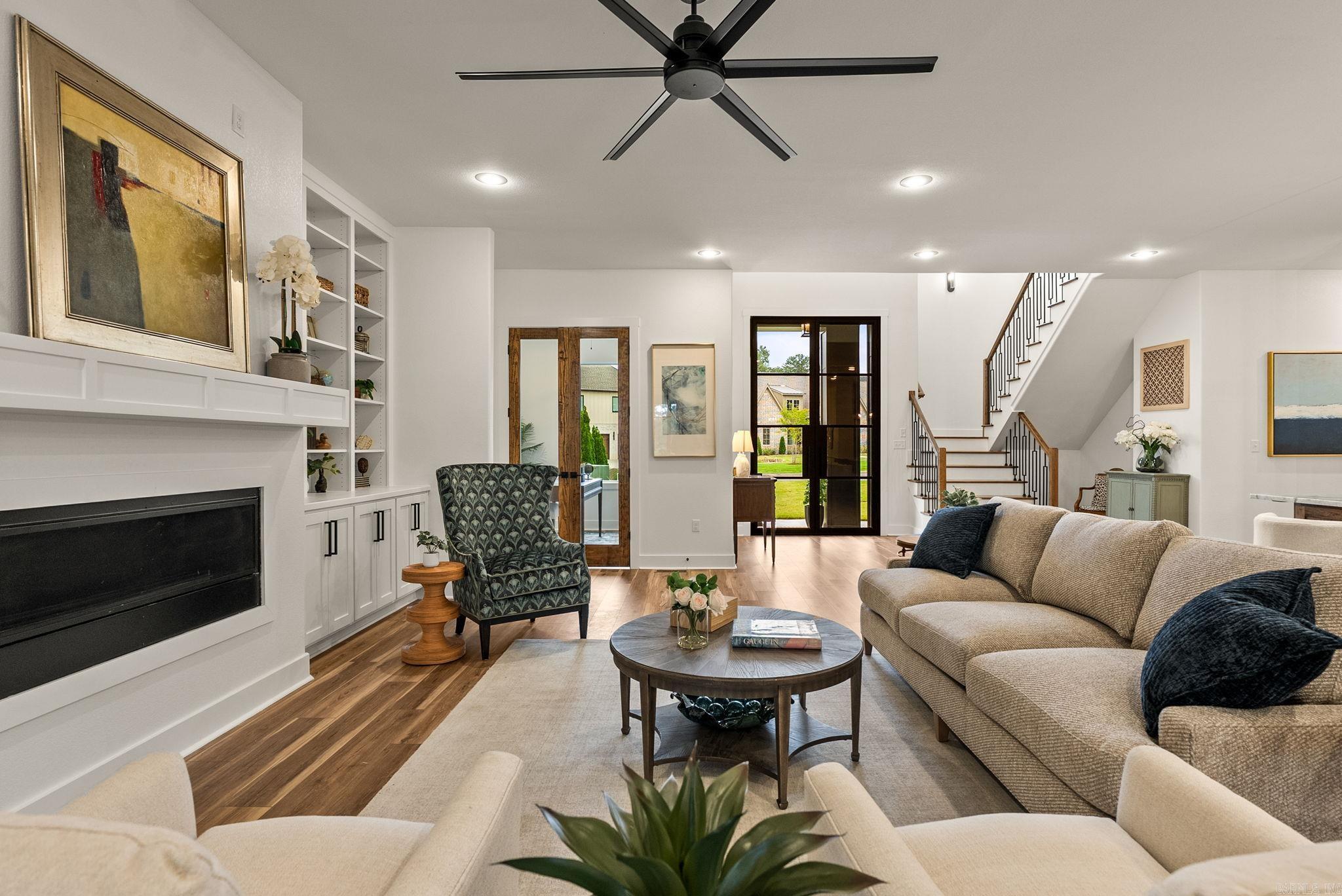 CHENAL VALLEY "FALSTONE COURT" - Residential