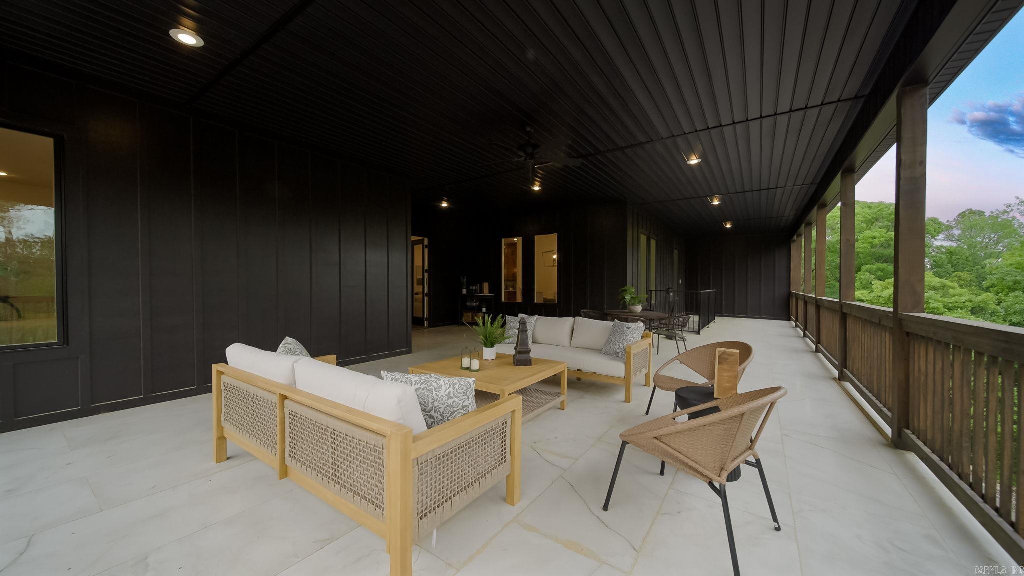 CHENAL VALLEY "FALSTONE COURT" - Residential