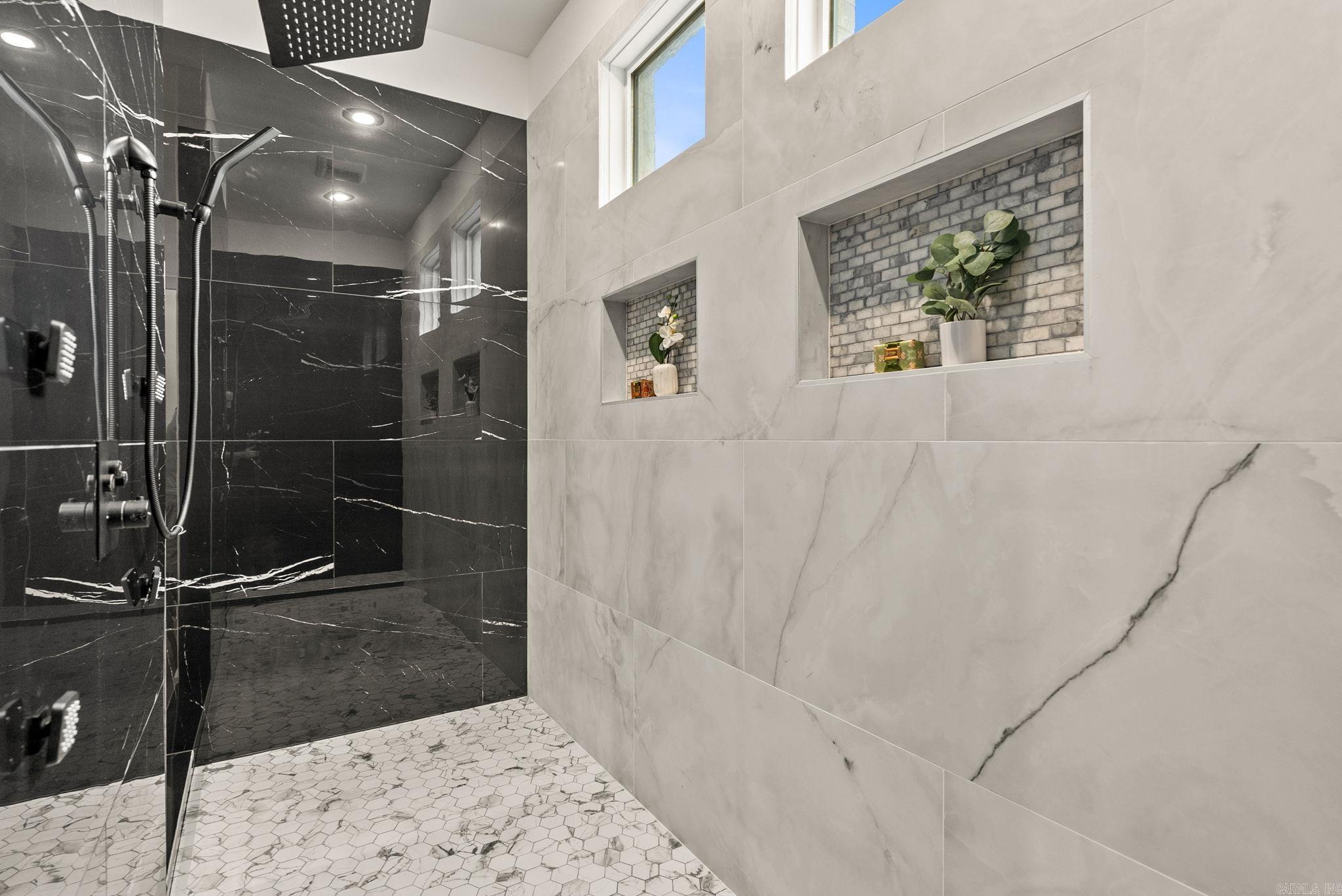 CHENAL VALLEY "FALSTONE COURT" - Residential
