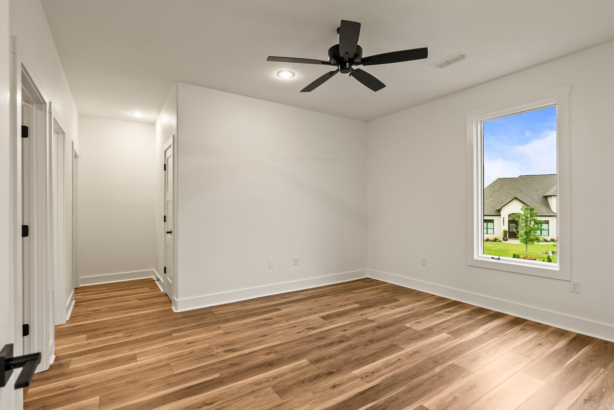 CHENAL VALLEY "FALSTONE COURT" - Residential