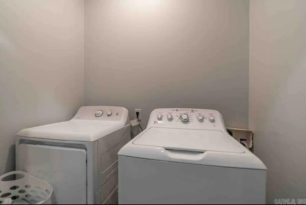 nil - Residential Lease