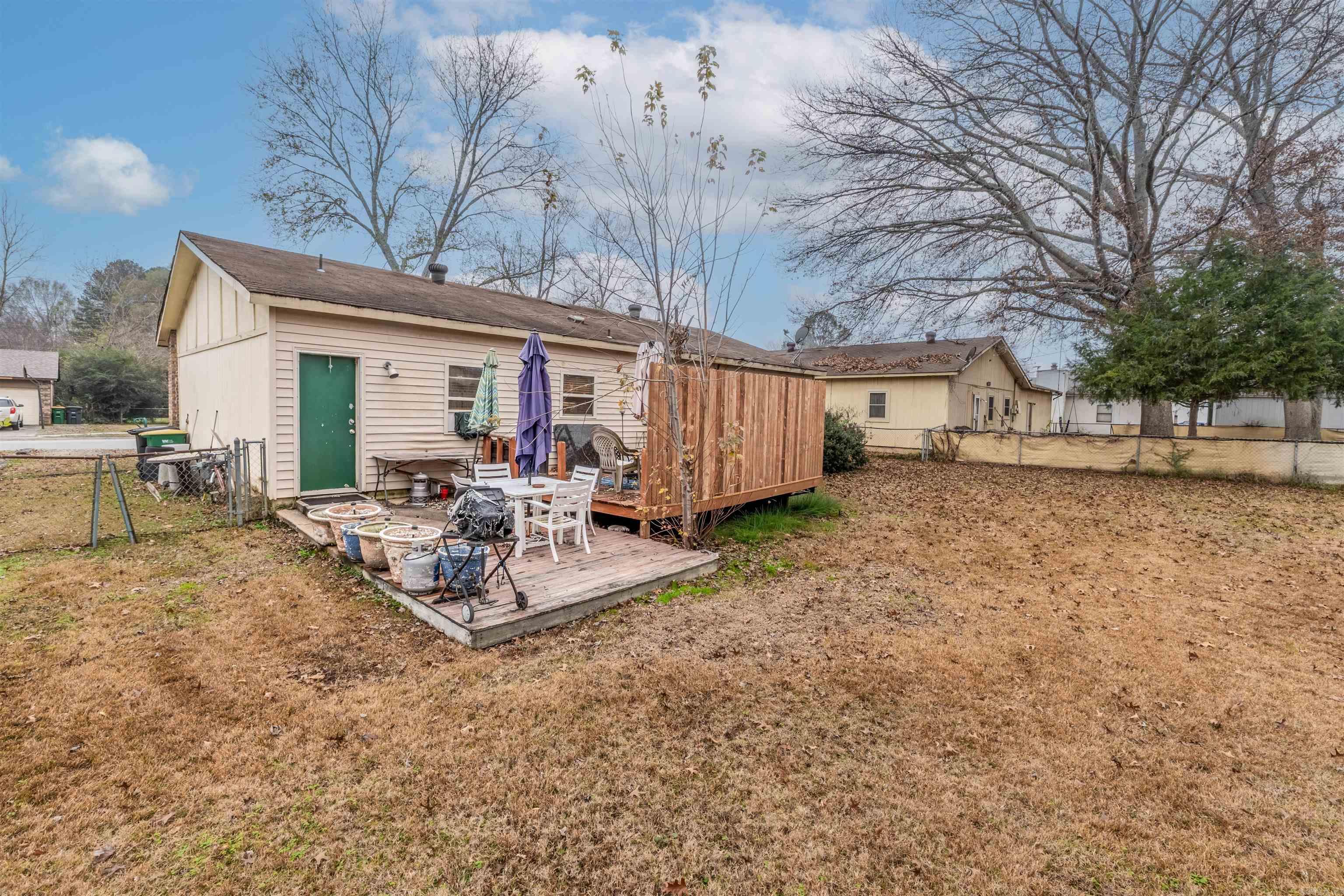 THE MEADOWS - Residential