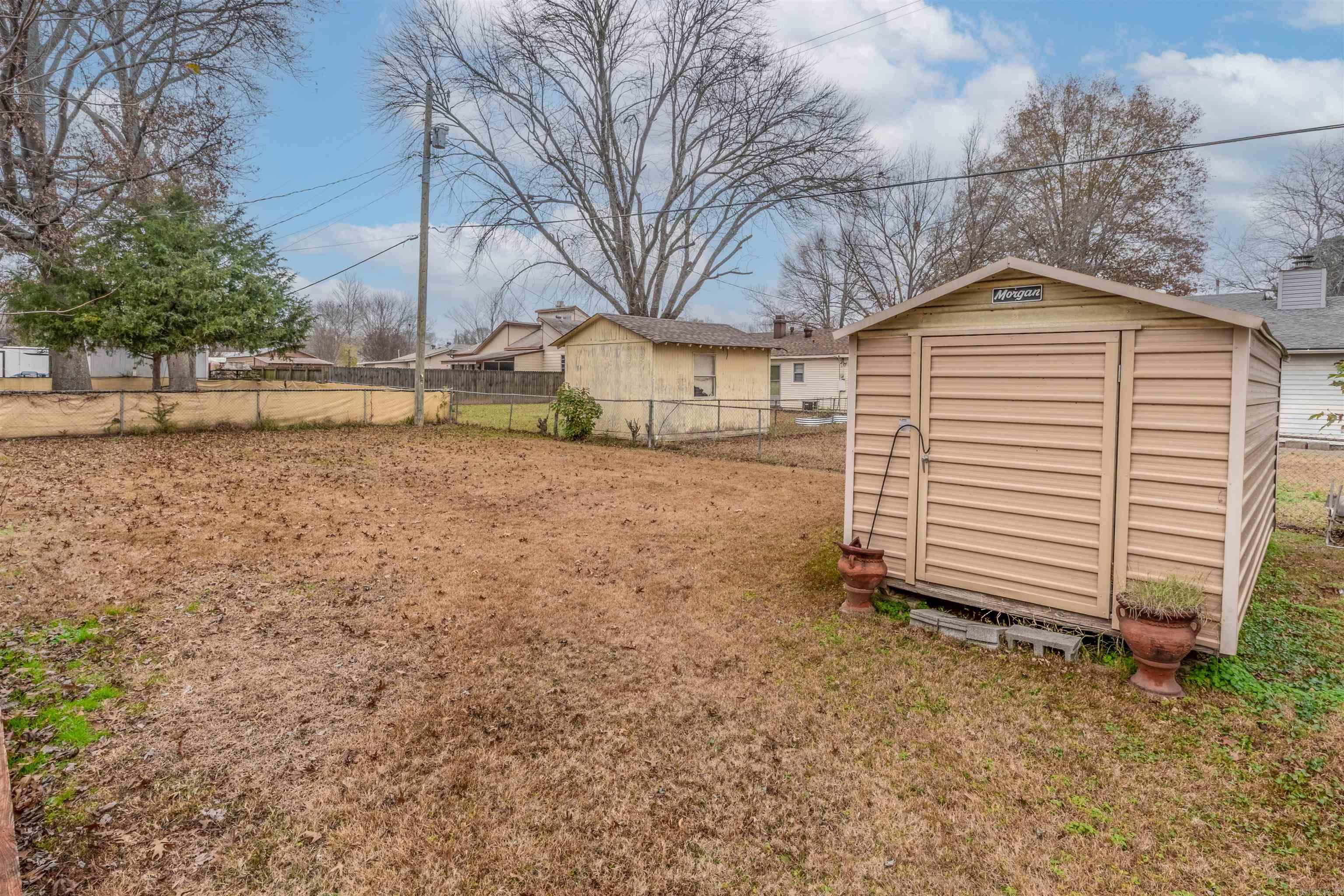 THE MEADOWS - Residential