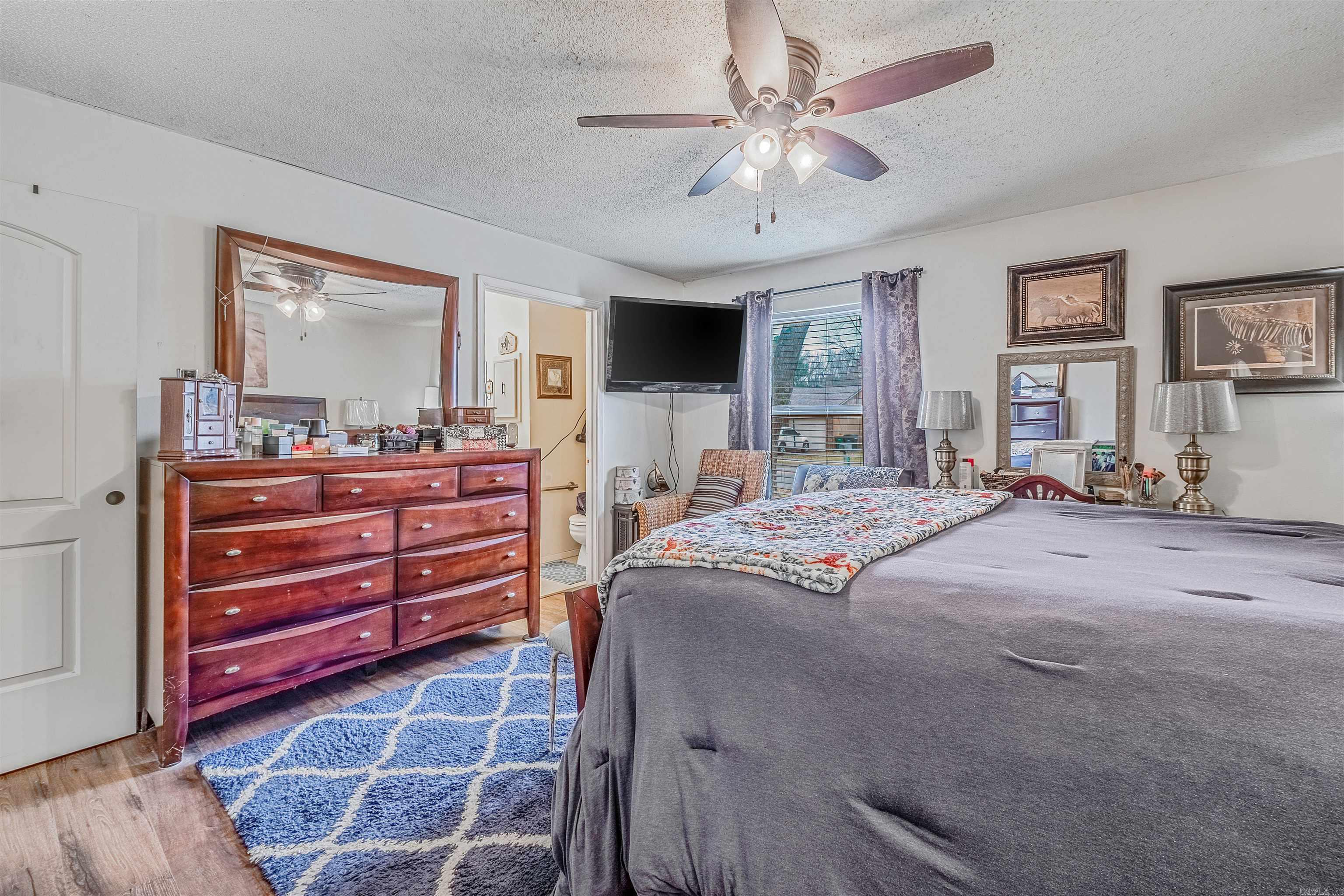 THE MEADOWS - Residential