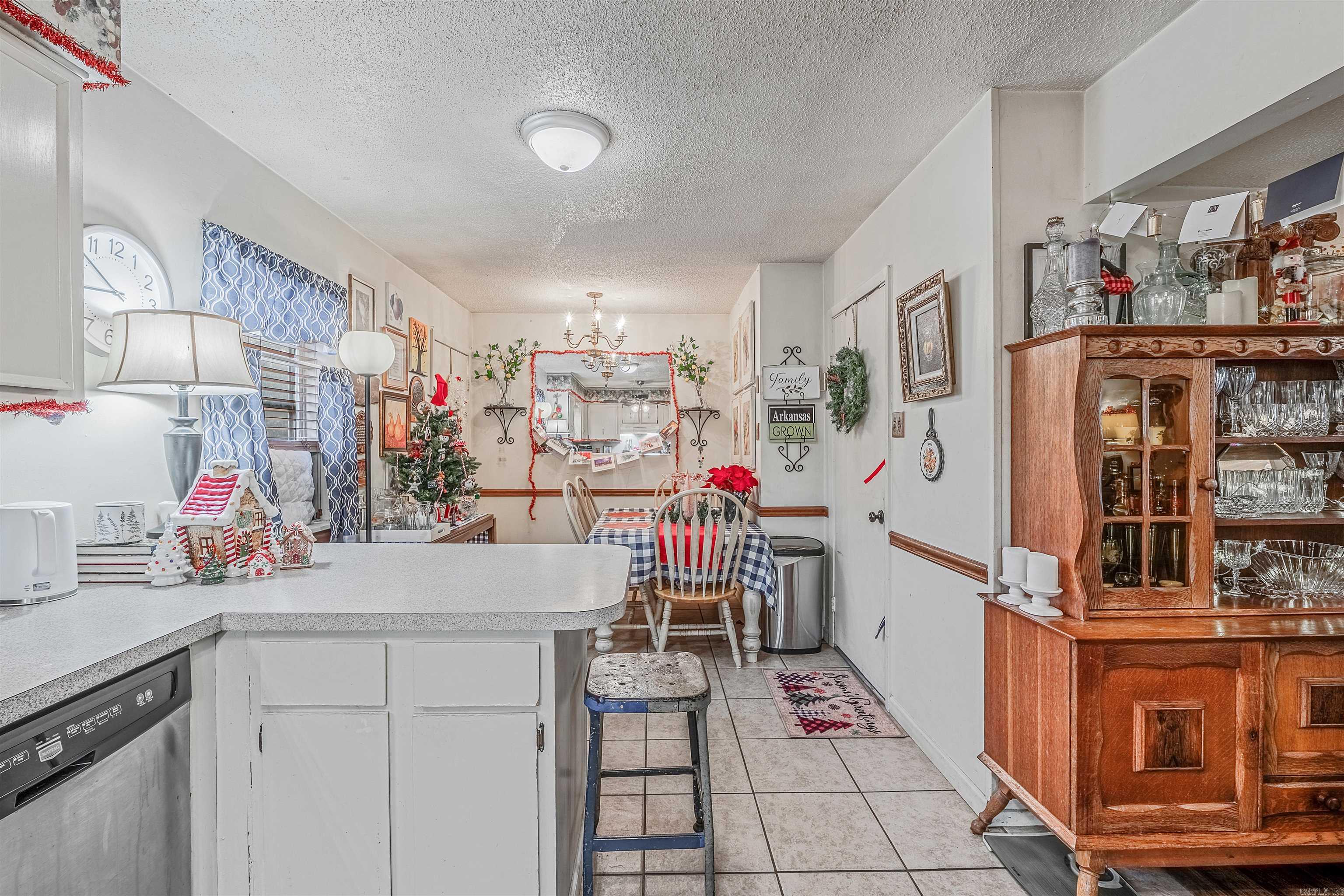 THE MEADOWS - Residential