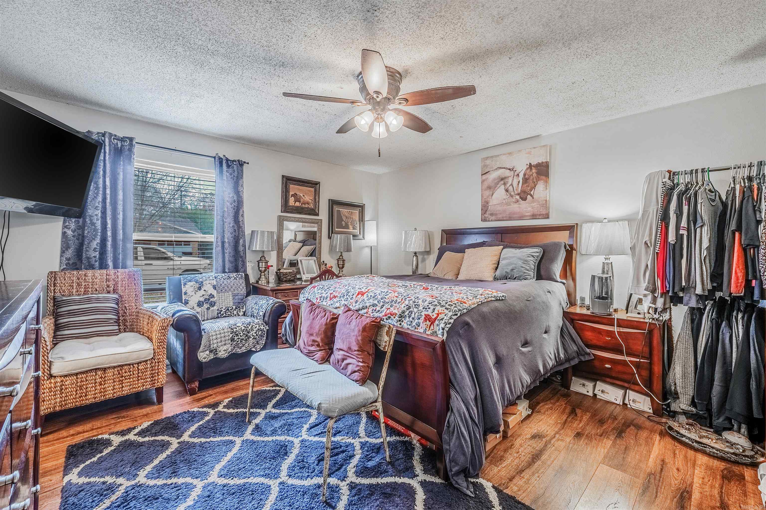 THE MEADOWS - Residential