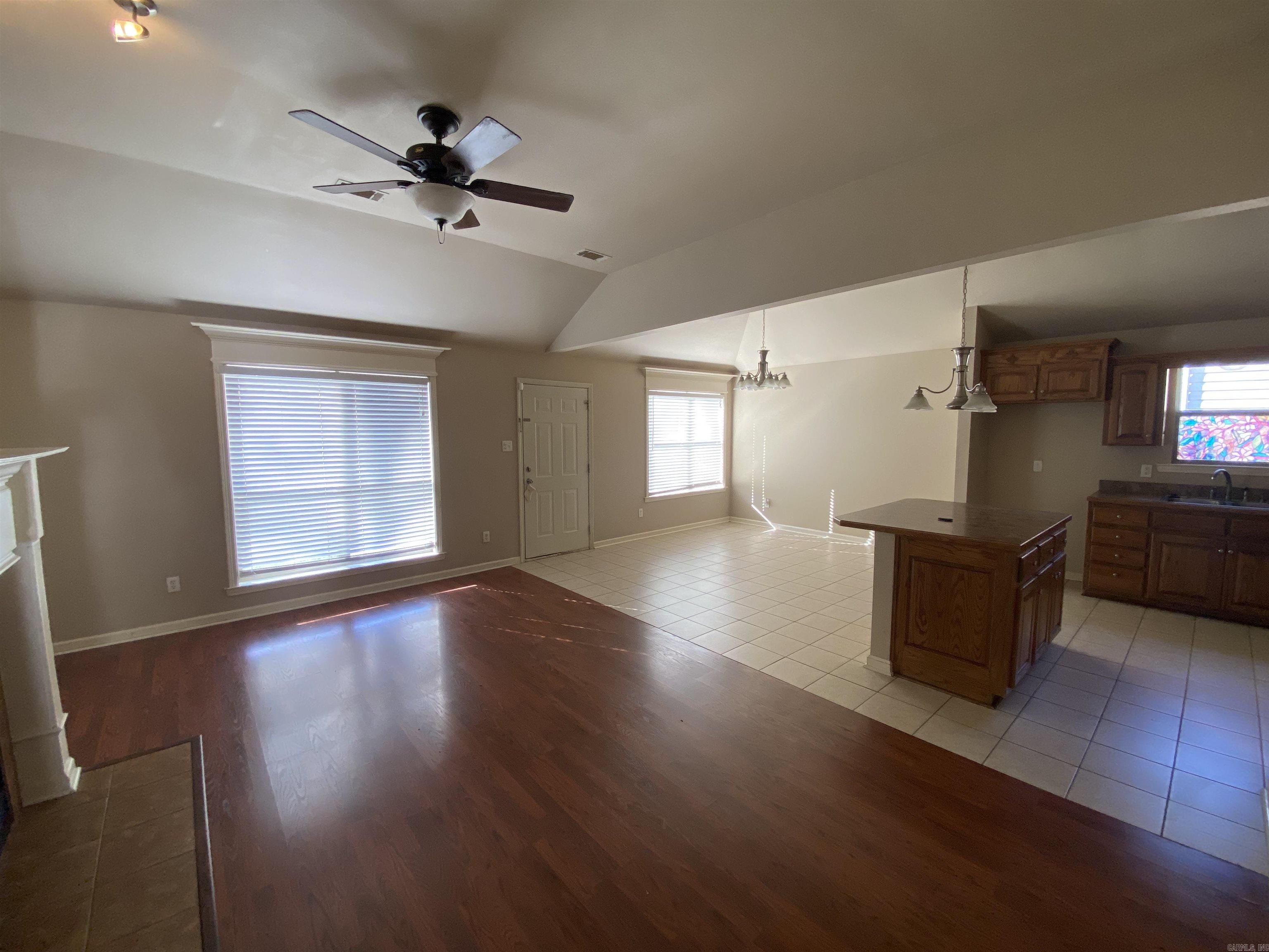 BARROW JOHN - Residential