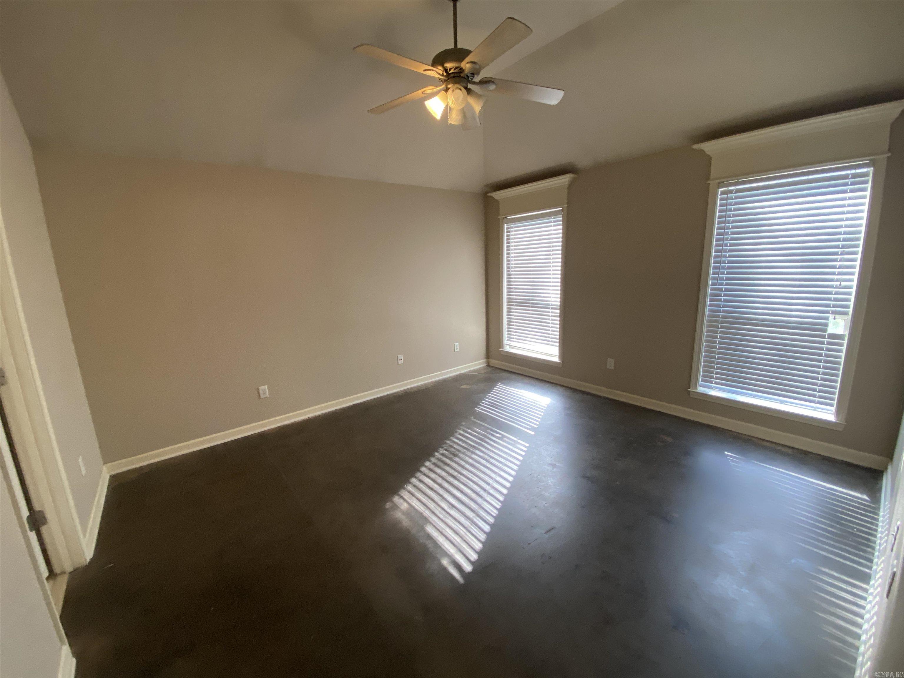 BARROW JOHN - Residential