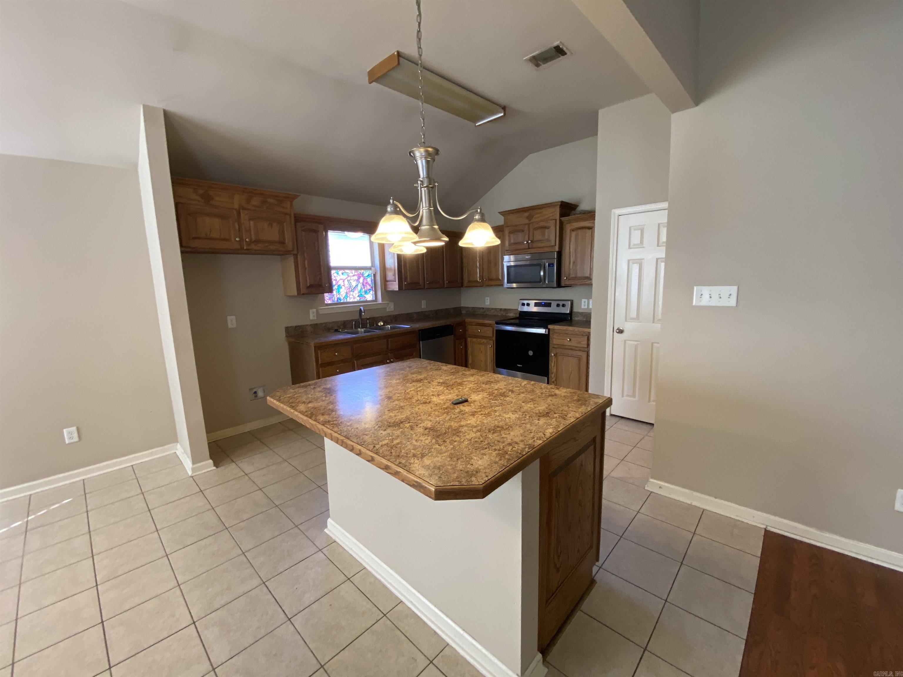 BARROW JOHN - Residential