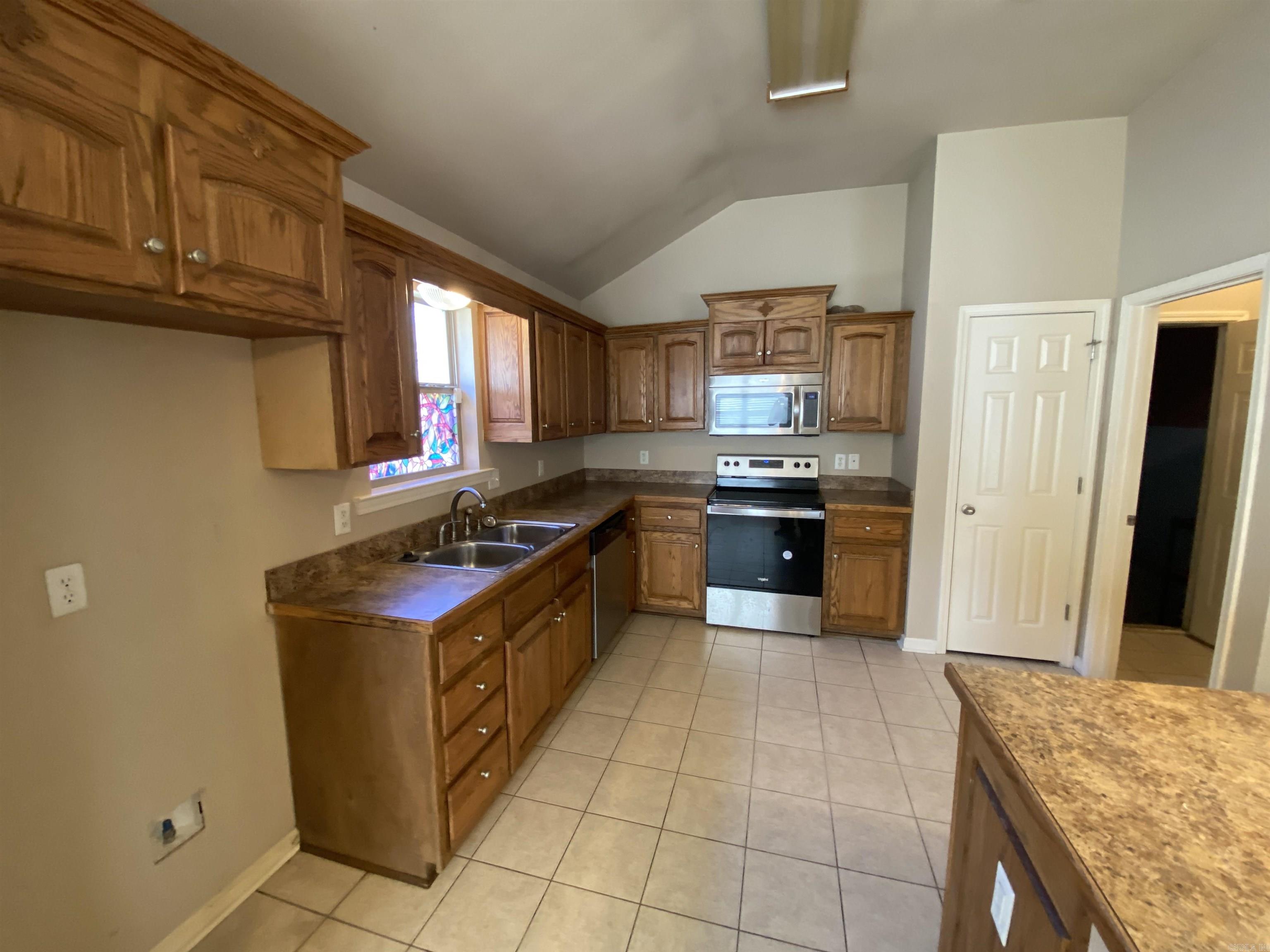 BARROW JOHN - Residential