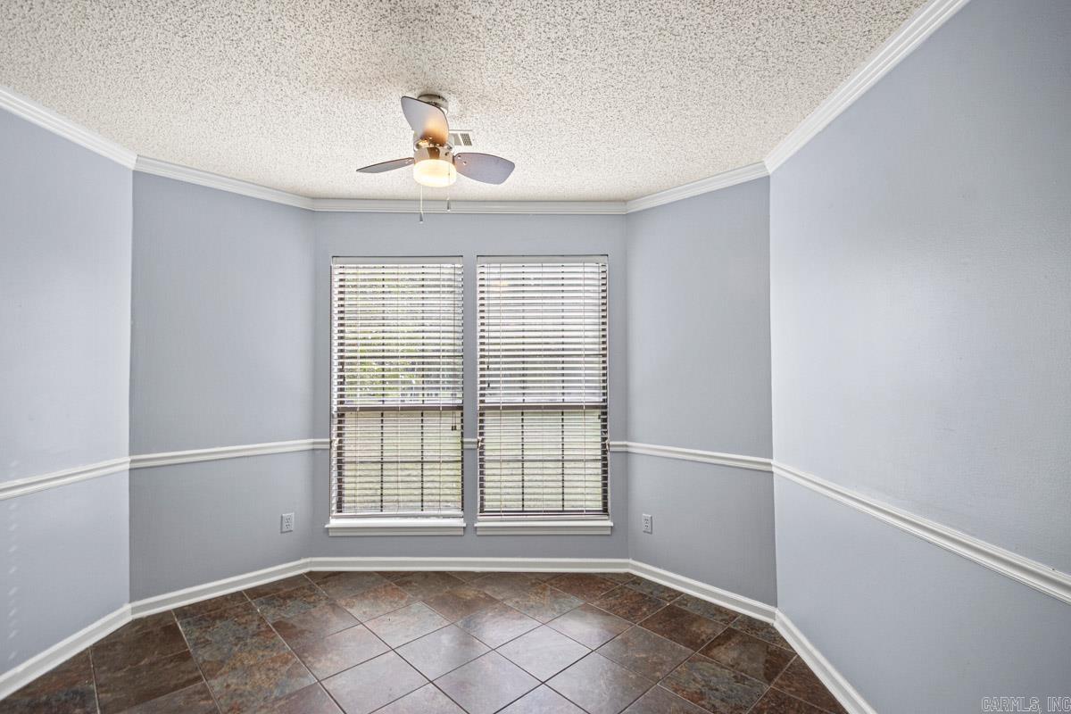 OAK MEADOWS - Residential