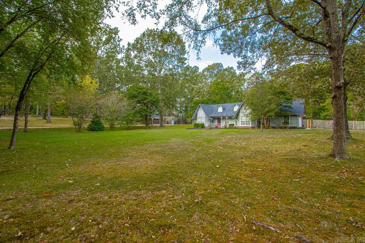 OAK MEADOWS - Residential
