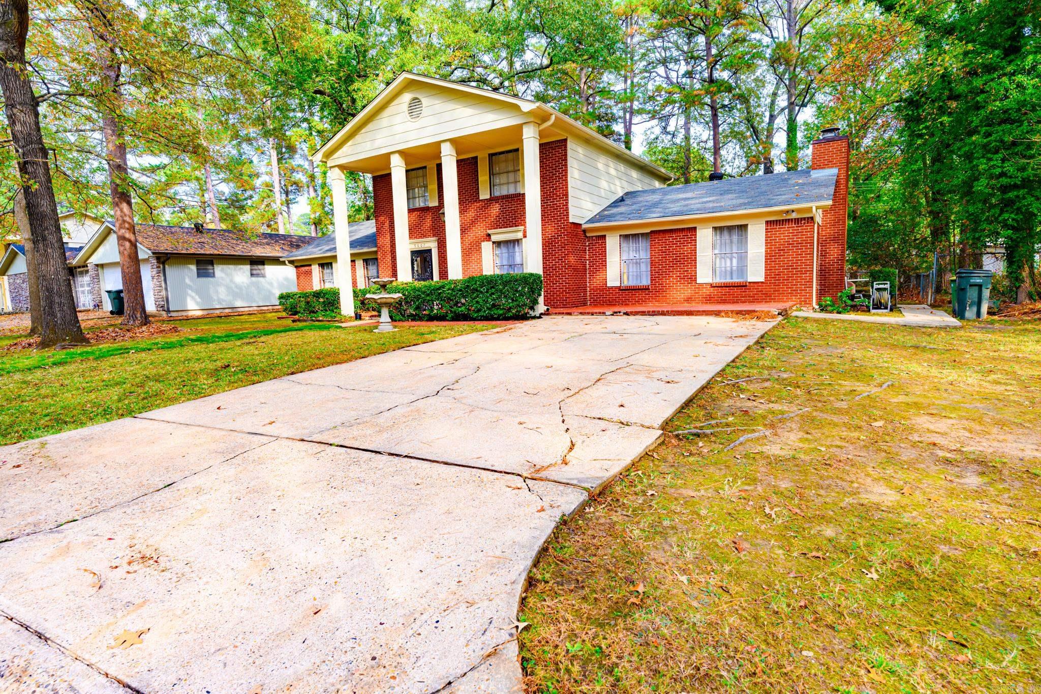 ALLENDALE MANOR - Residential