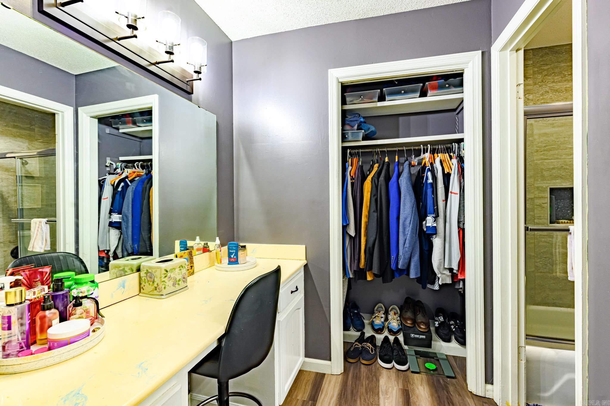 ALLENDALE MANOR - Residential