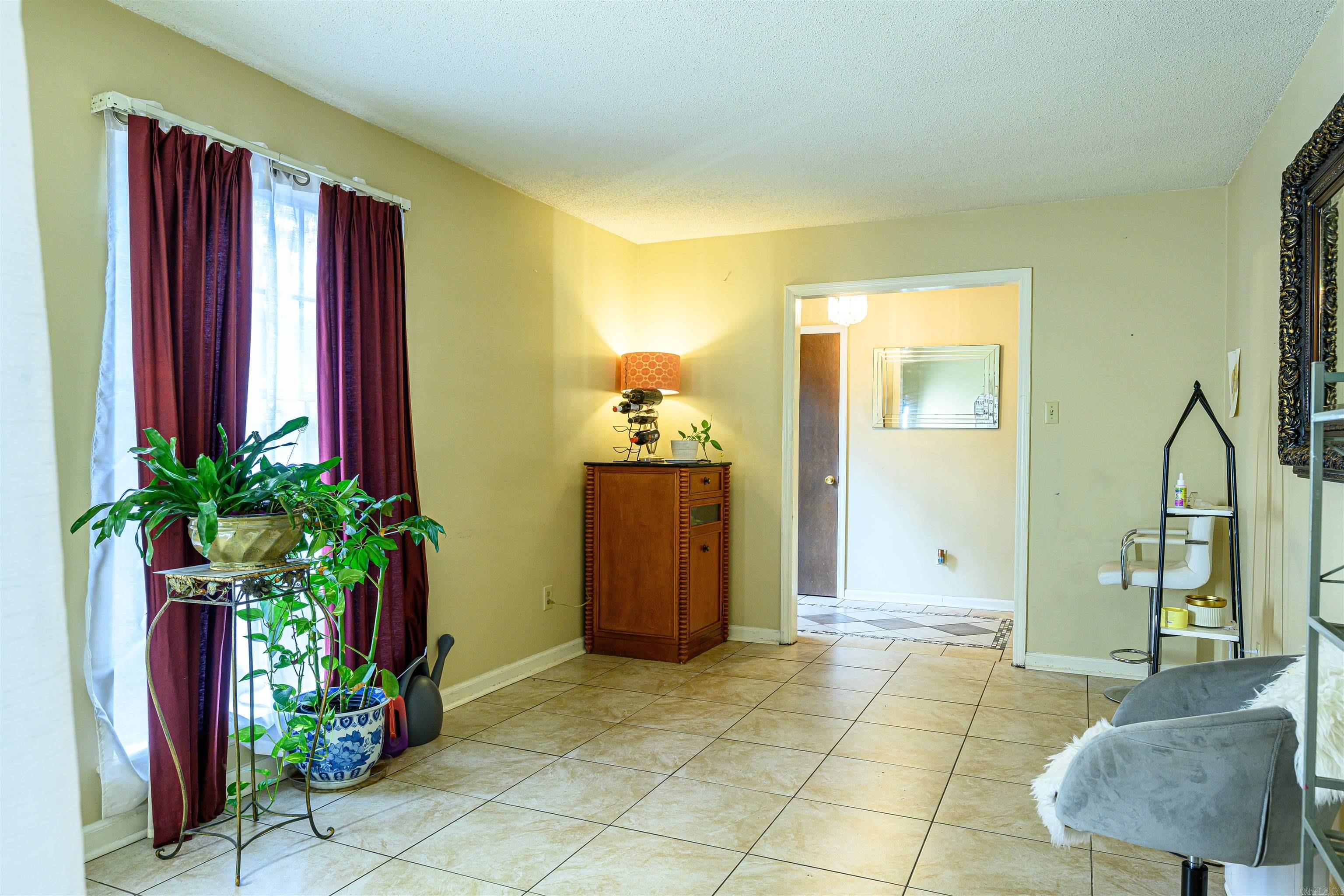 ALLENDALE MANOR - Residential