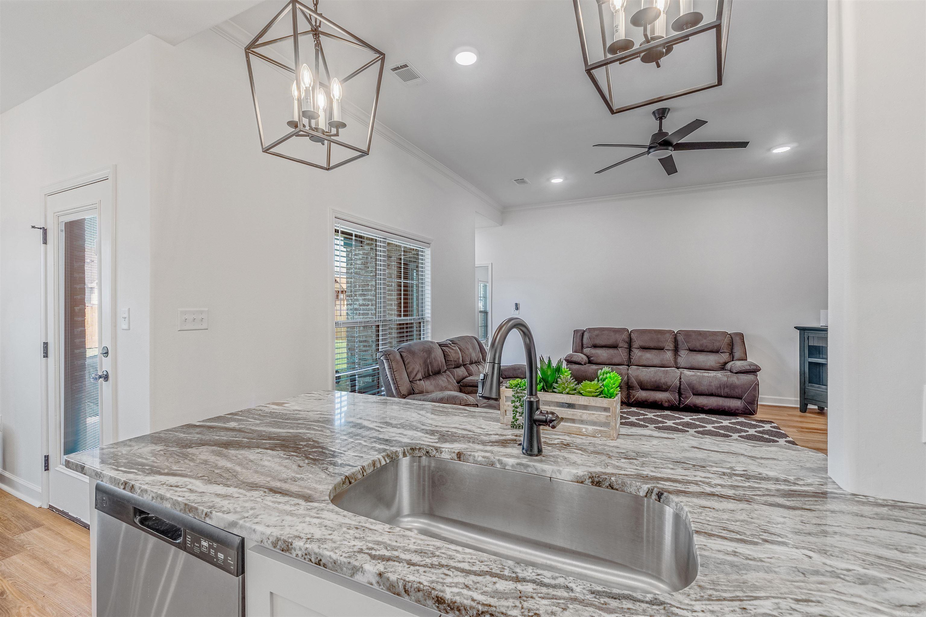 EAST MEADOW - Residential