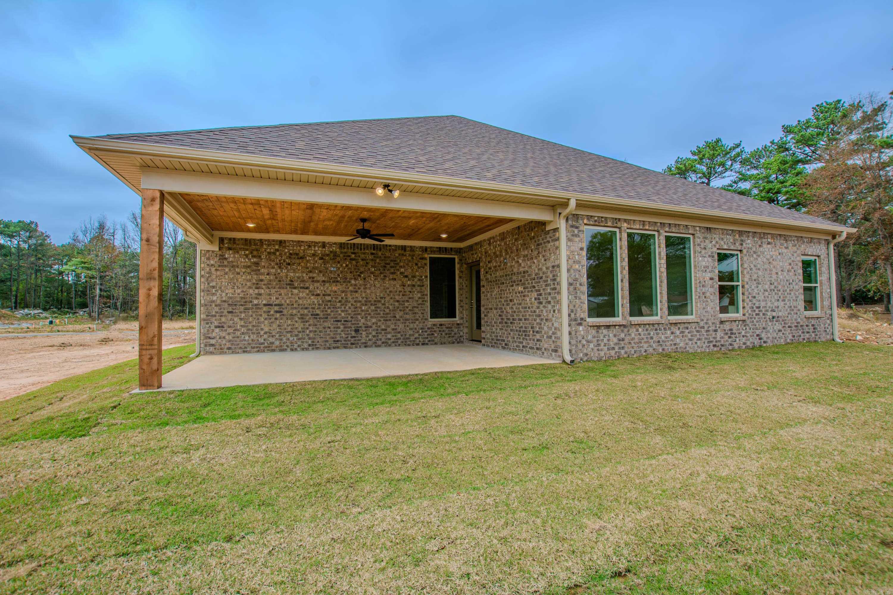 SPENCER CROSSING LLC - Residential