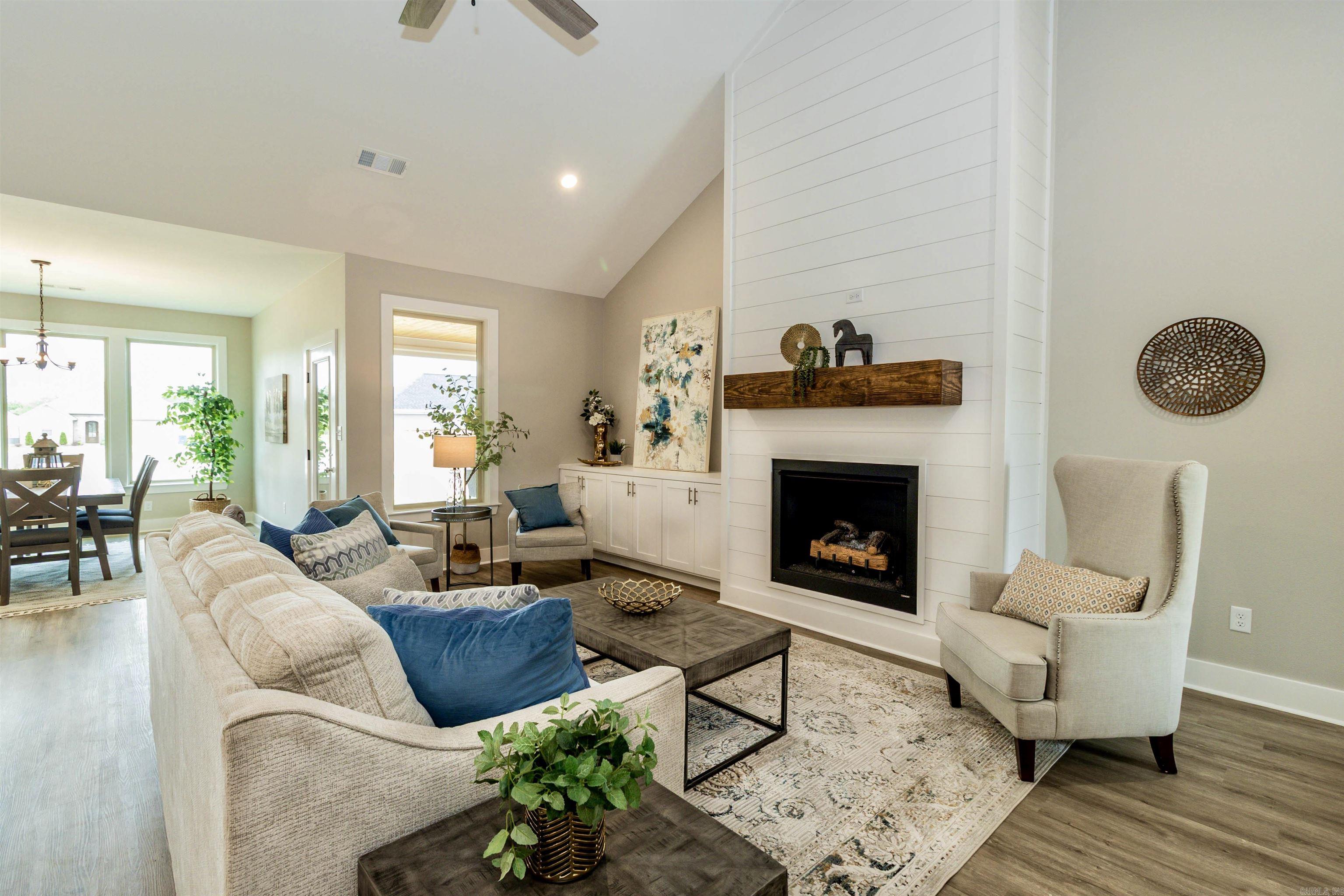 SPENCER CROSSING LLC - Residential