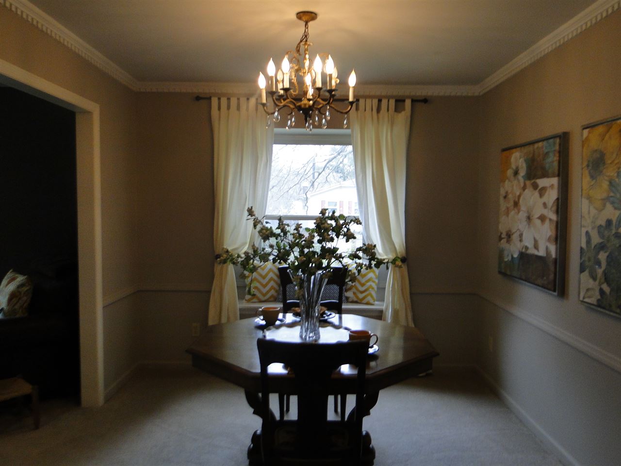 LEAWOOD MANOR - Residential