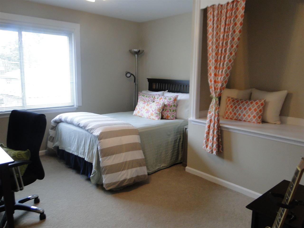 LEAWOOD MANOR - Residential