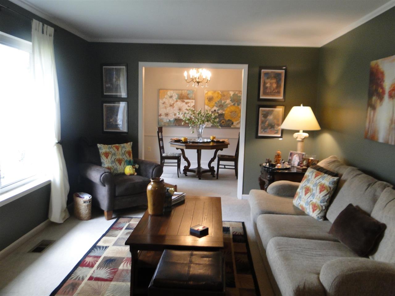 LEAWOOD MANOR - Residential