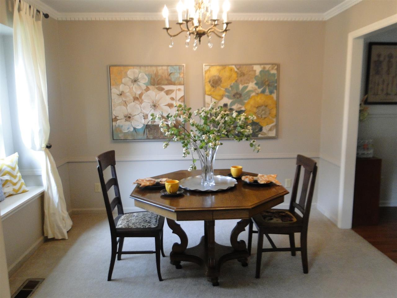 LEAWOOD MANOR - Residential