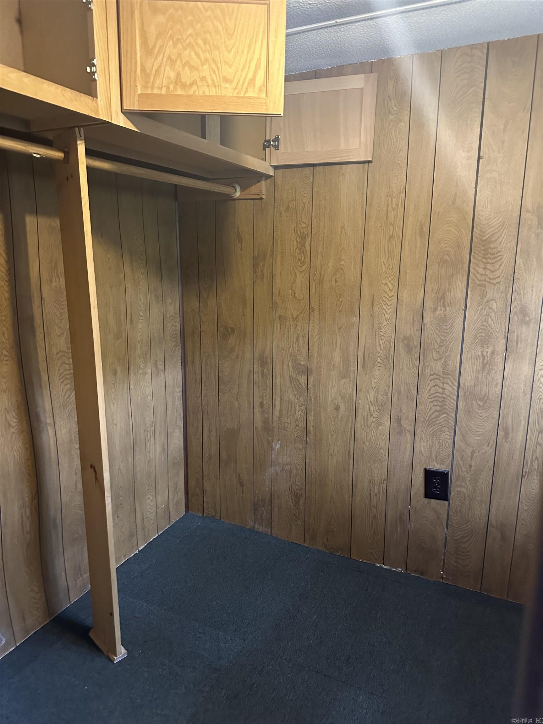 Not in Subdivision - Residential Lease