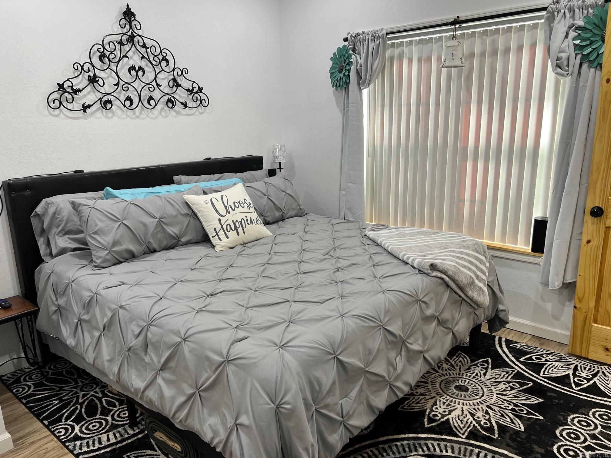 LITTLE RED RIVER ESTATES - Residential