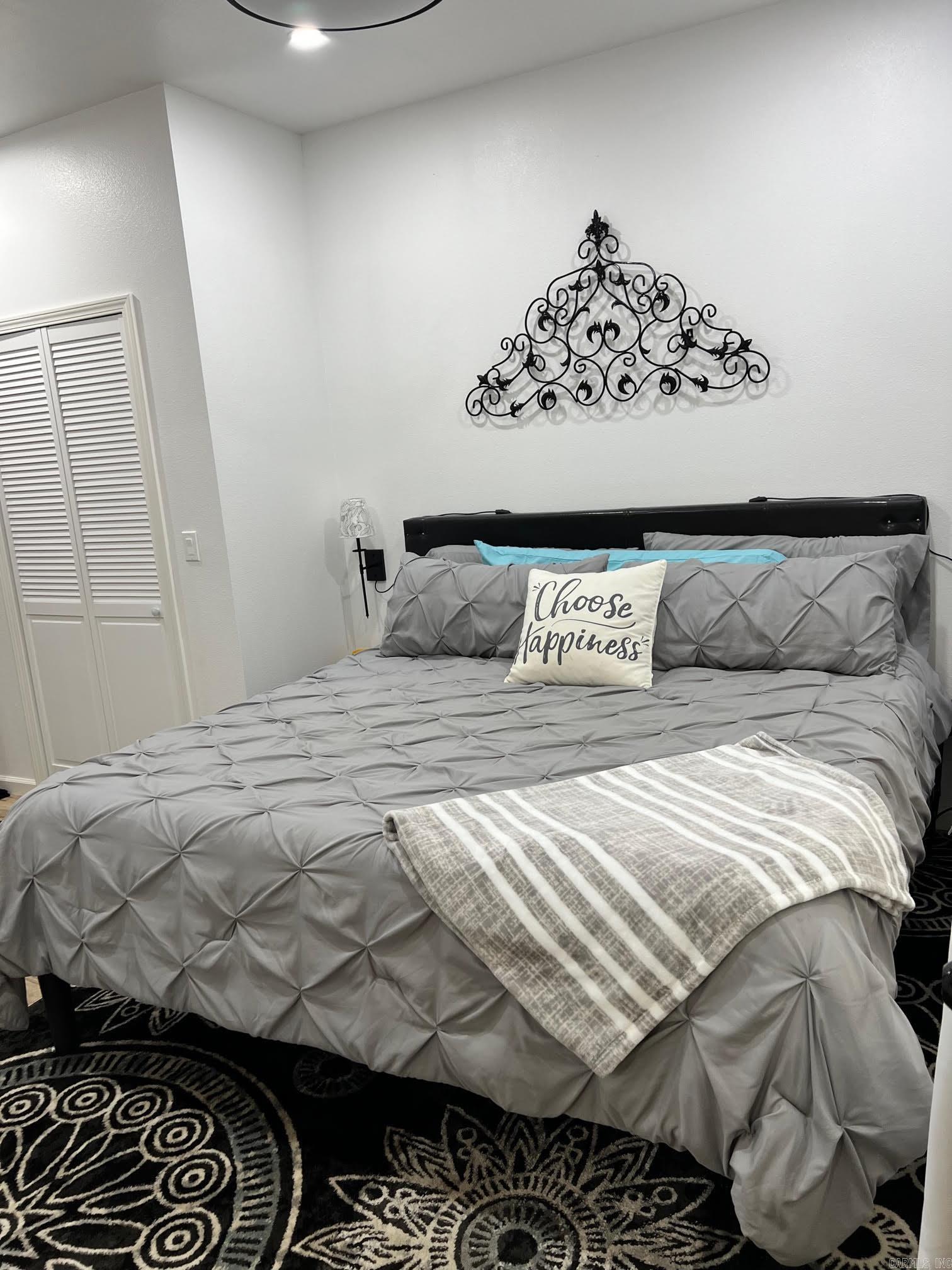 LITTLE RED RIVER ESTATES - Residential