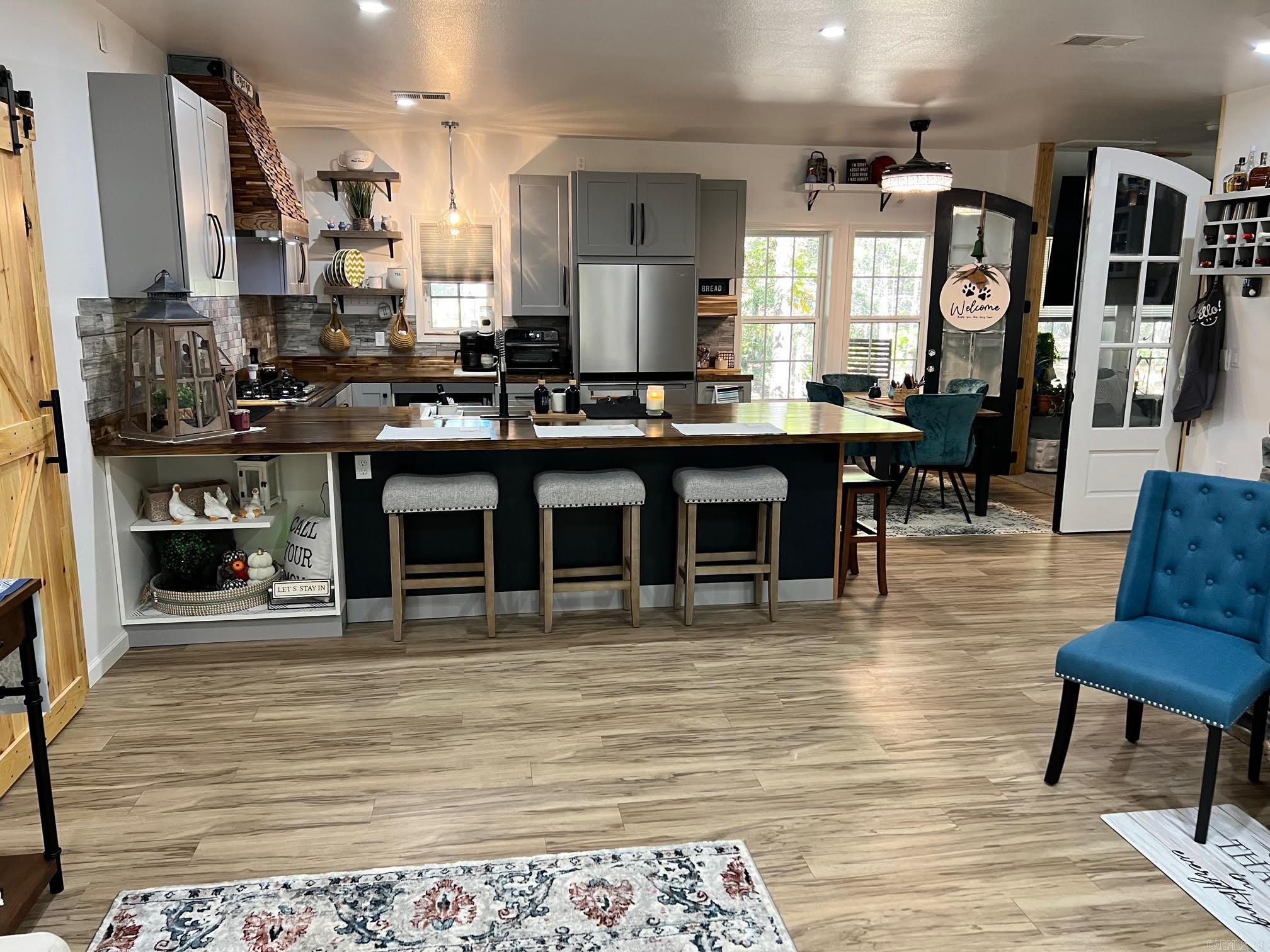 LITTLE RED RIVER ESTATES - Residential