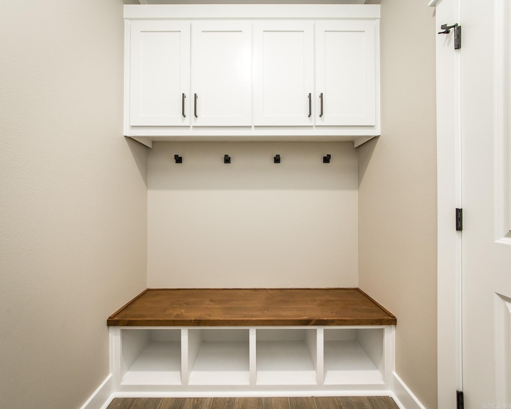 HIDDEN VALLEY ESTATES - Residential