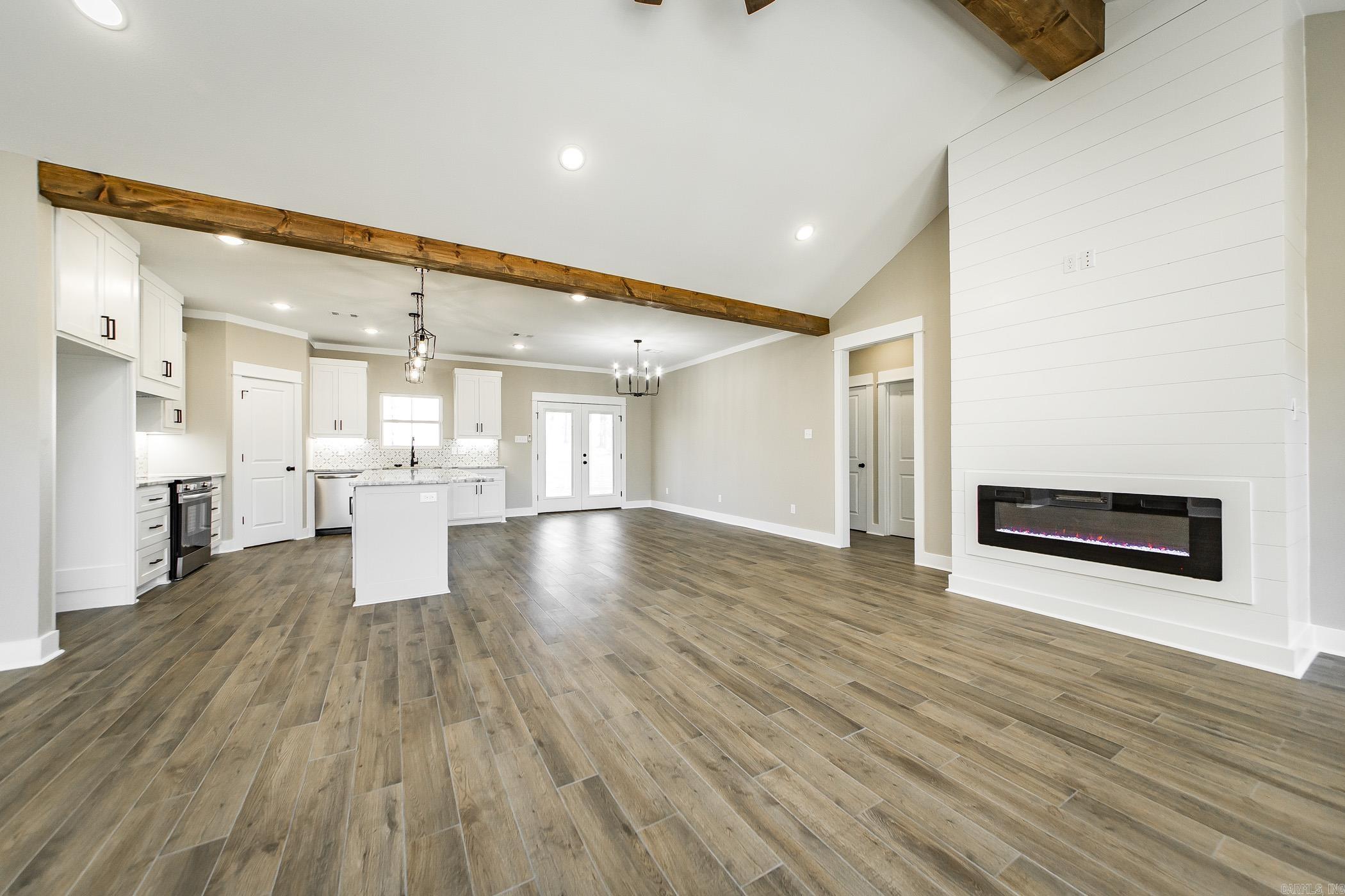 HIDDEN VALLEY ESTATES - Residential