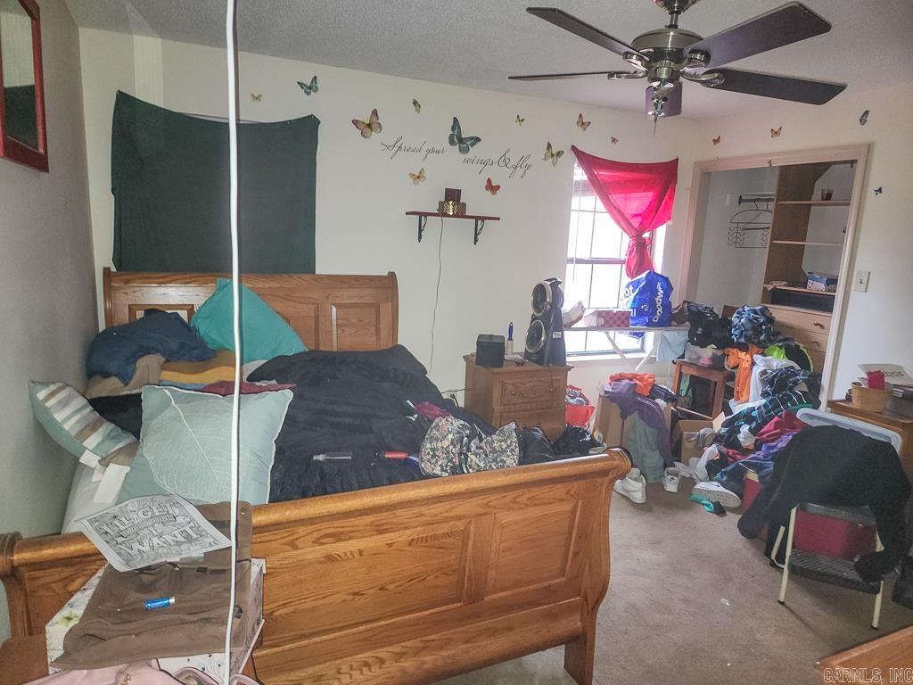 DEEREWOOD - Residential