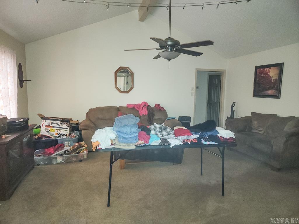 DEEREWOOD - Residential