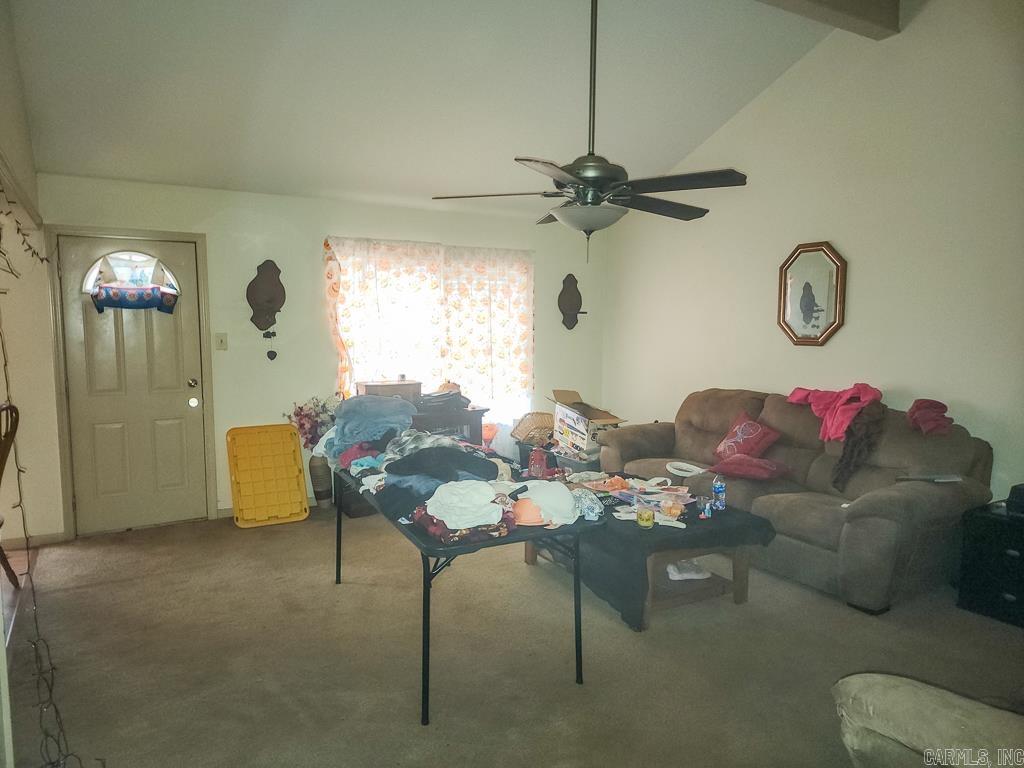 DEEREWOOD - Residential