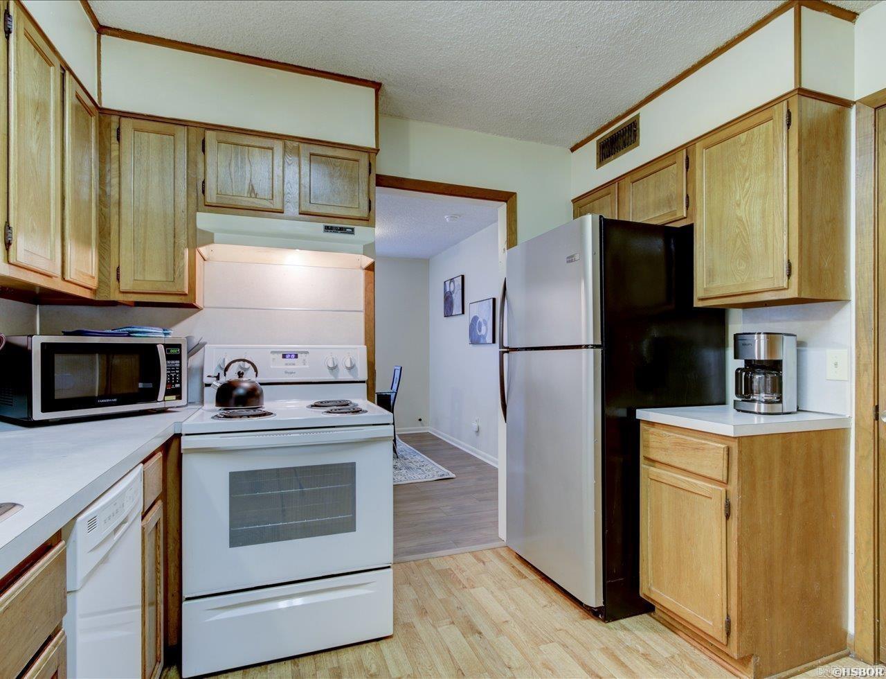 WINANS HILLS PATIO HOMES - Residential