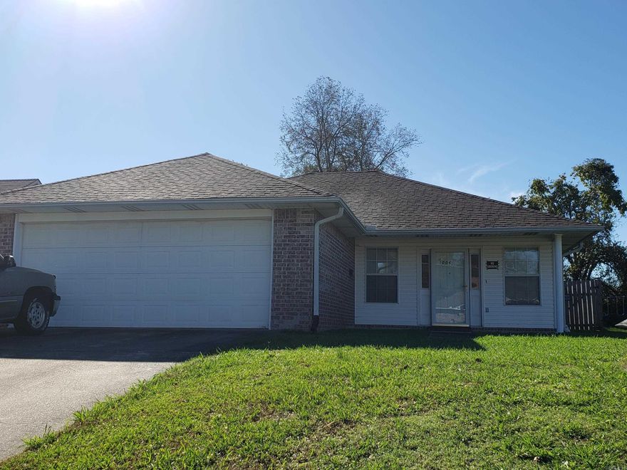 Beautiful 3 bedrooms 2 bath home that is great for a first-time home buyer. Well maintained and cozy. Newer roof, fenced-in backyard with 2 large storage buildings.  Please call for more details!