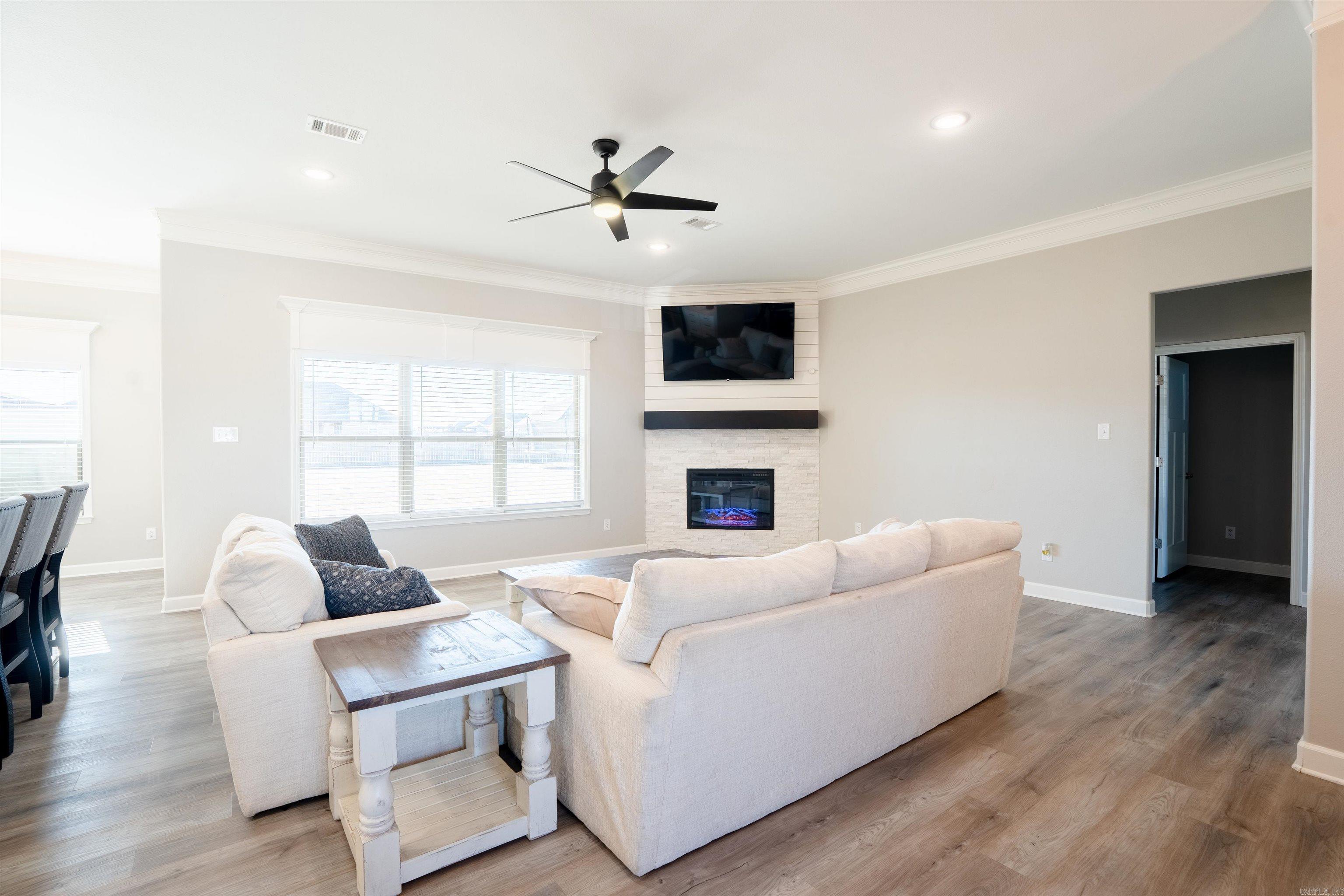 MOUNT TABOR ESTATES - Residential