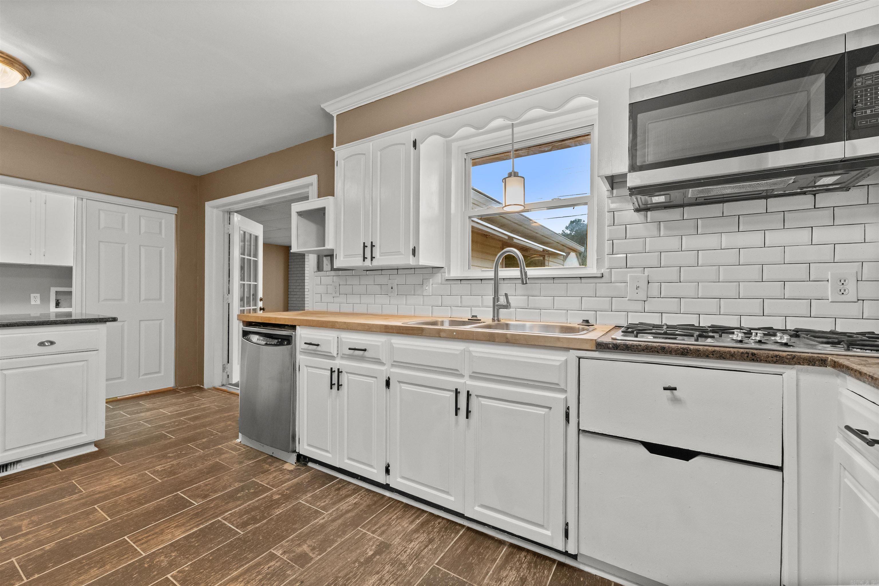 ALTA VISTA - Residential