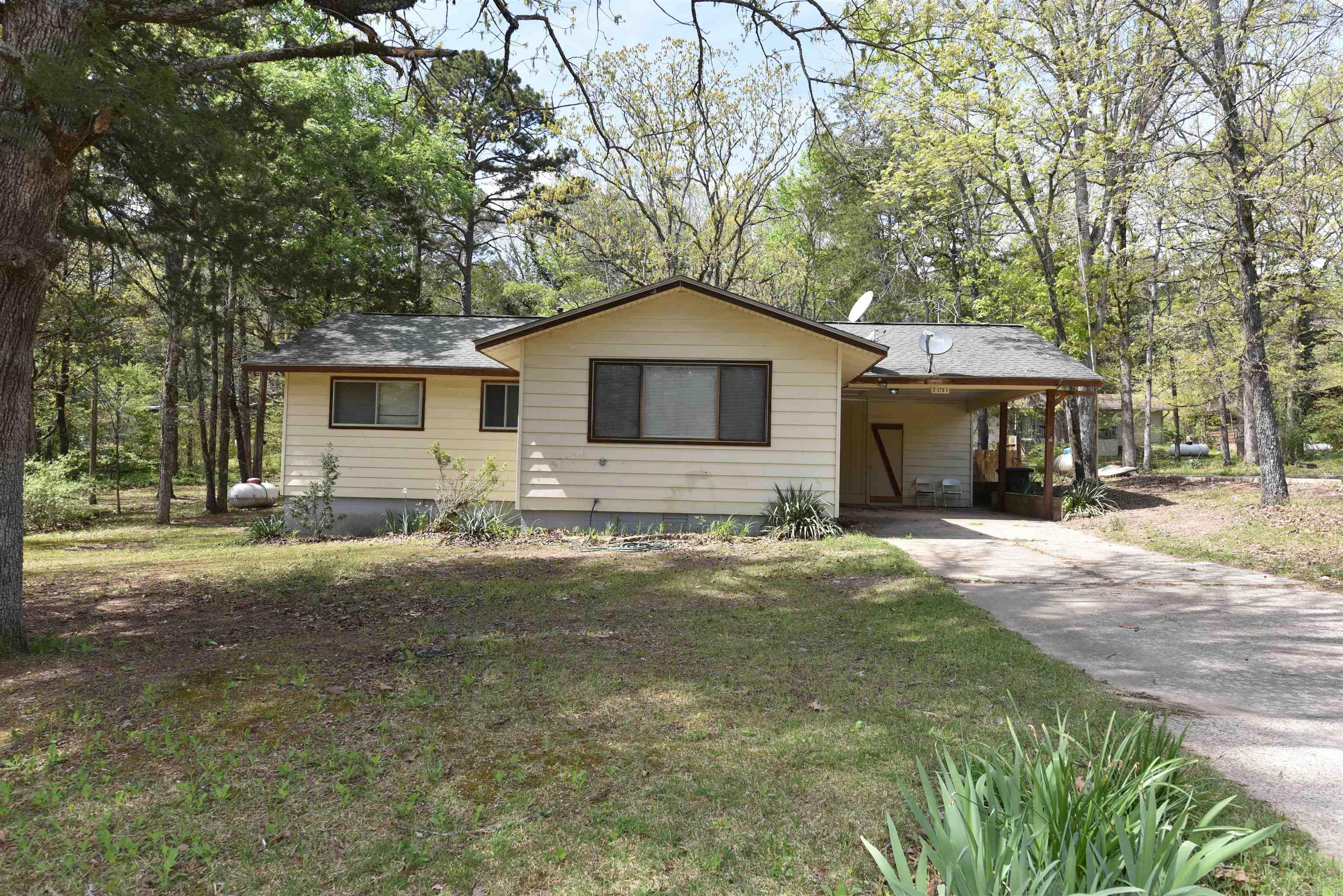 LAKEWOOD - Residential