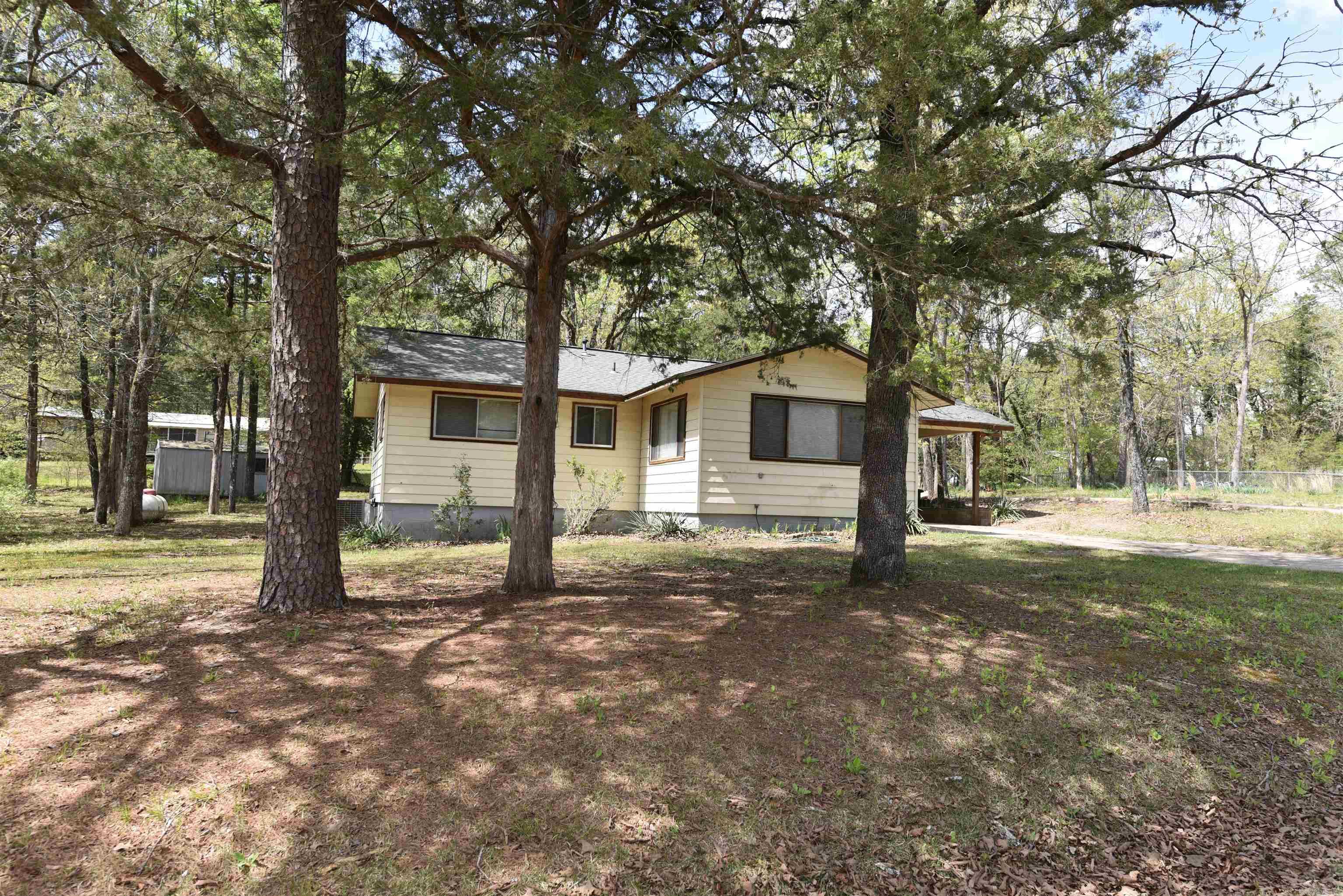 LAKEWOOD - Residential